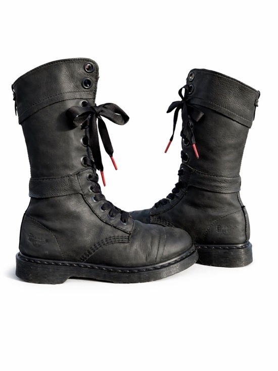 Dr. Martens Shoes - RARE Dr Martens Triumph 12107 Women US 8 EUR 39 grey black Moto Rolldown ribbon